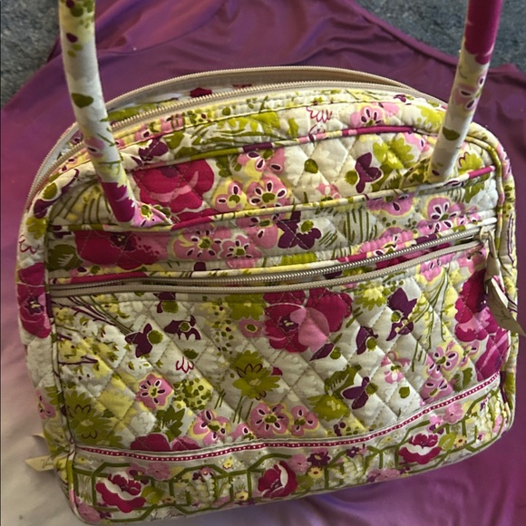 Vera Bradley retired Make Me Blush Dome shoulder bag. - Picture 3 of 4